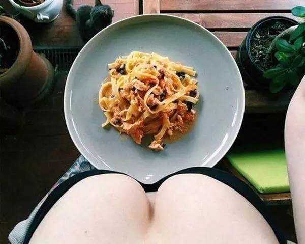 杭州炒饭与美女，美食与美学的和谐交响