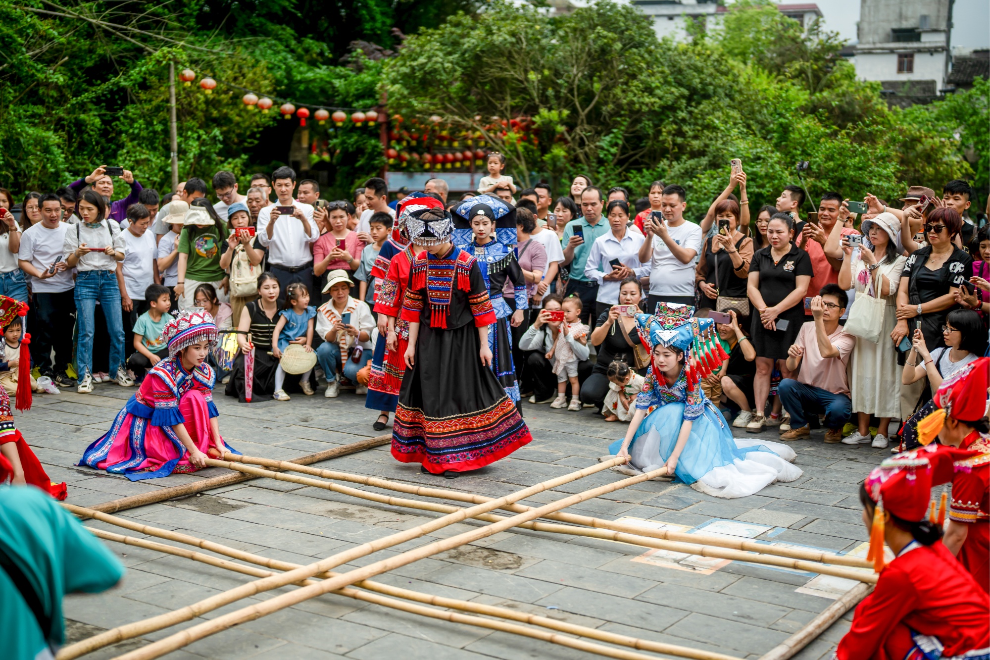 杭州，现代化发展与文化传承的和谐交响